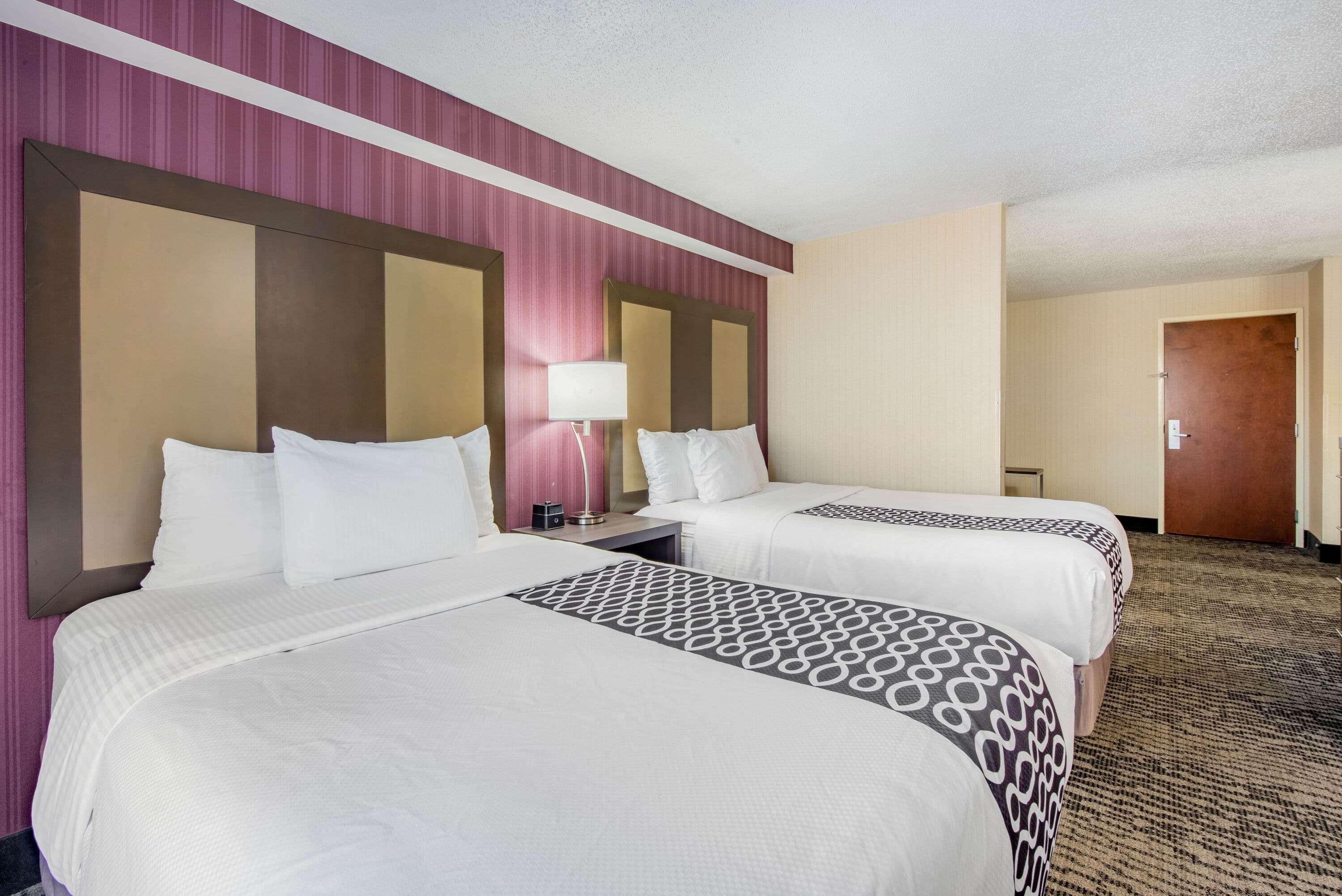 La Quinta By Wyndham Newark - Elkton Hotel Bagian luar foto