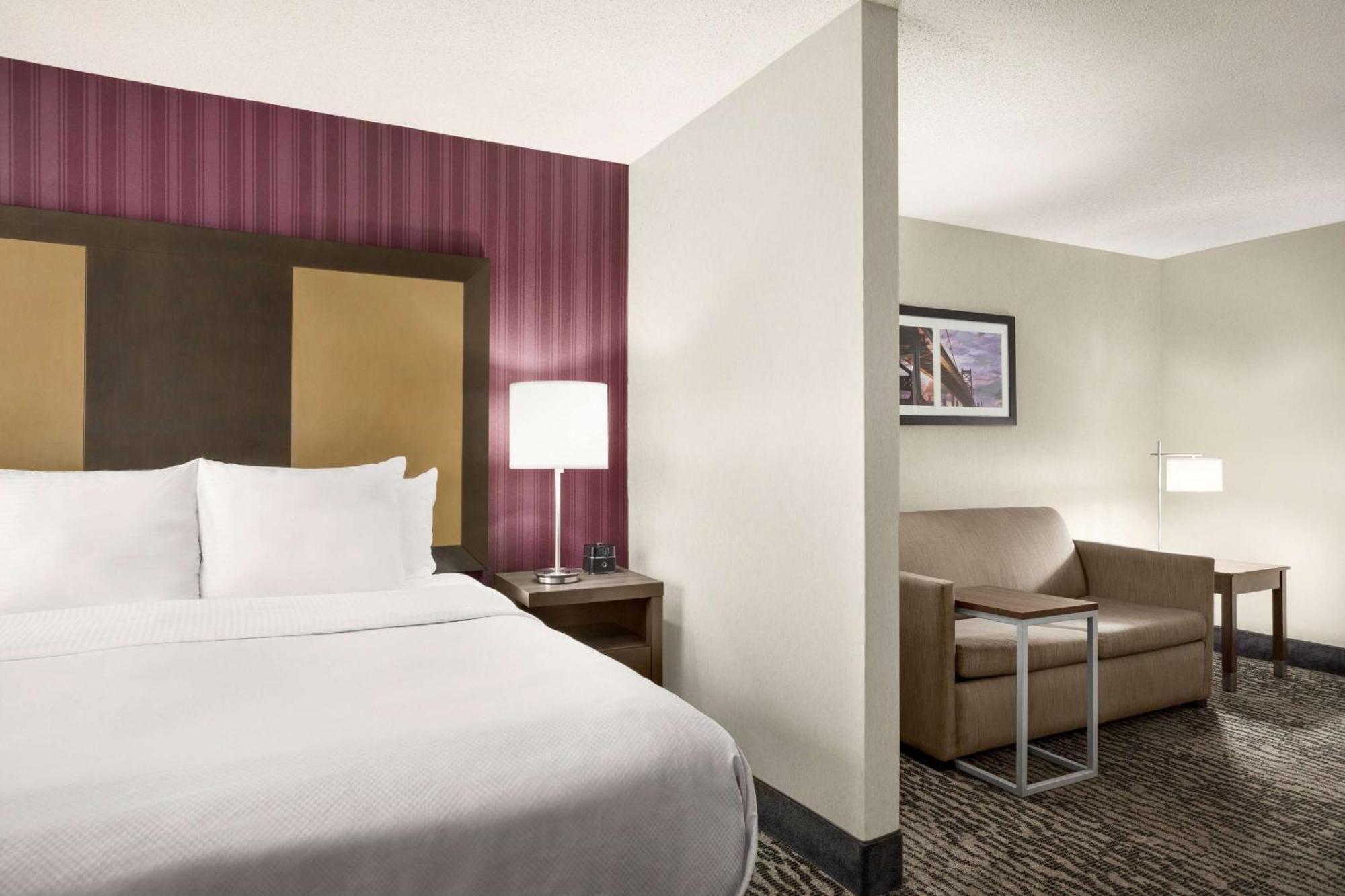 La Quinta By Wyndham Newark - Elkton Hotel Bagian luar foto
