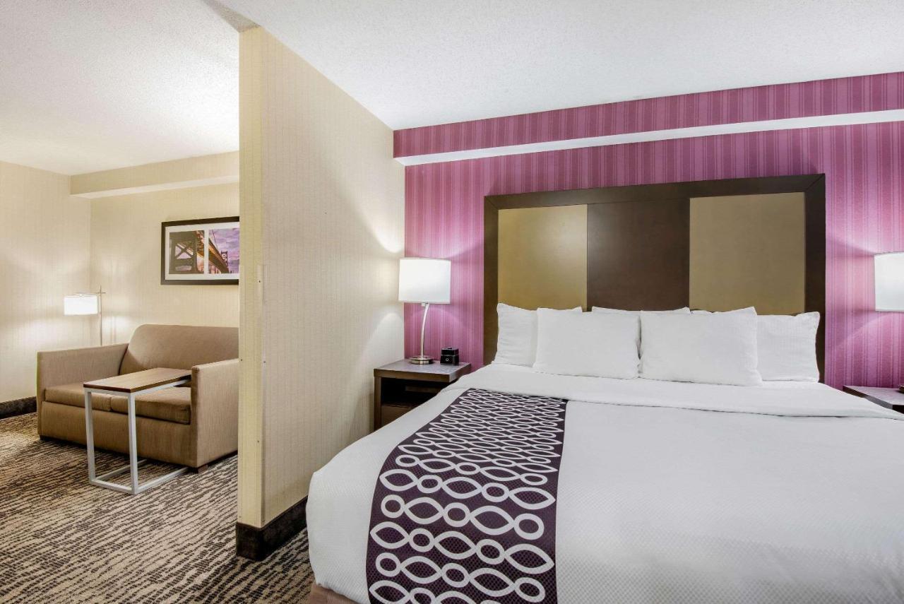 La Quinta By Wyndham Newark - Elkton Hotel Bagian luar foto